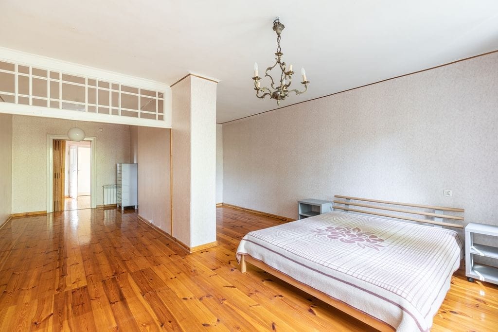 Dom 7 pokojowe na Sprzedaż