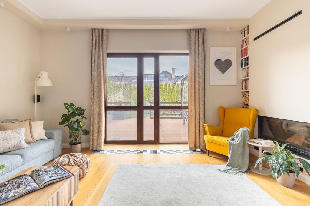 Dom 5 pokojowe na Sprzedaż