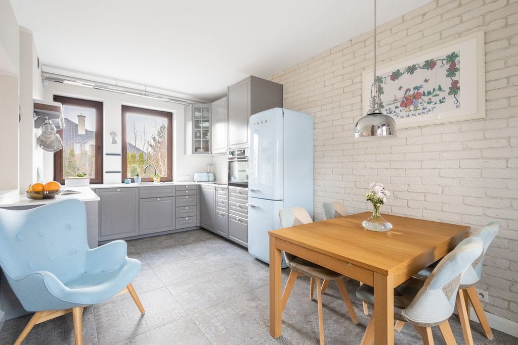 Dom 5 pokojowe na Sprzedaż