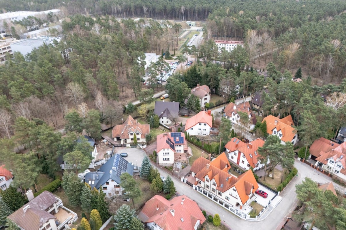 Dom 8 pokojowe na Sprzedaż