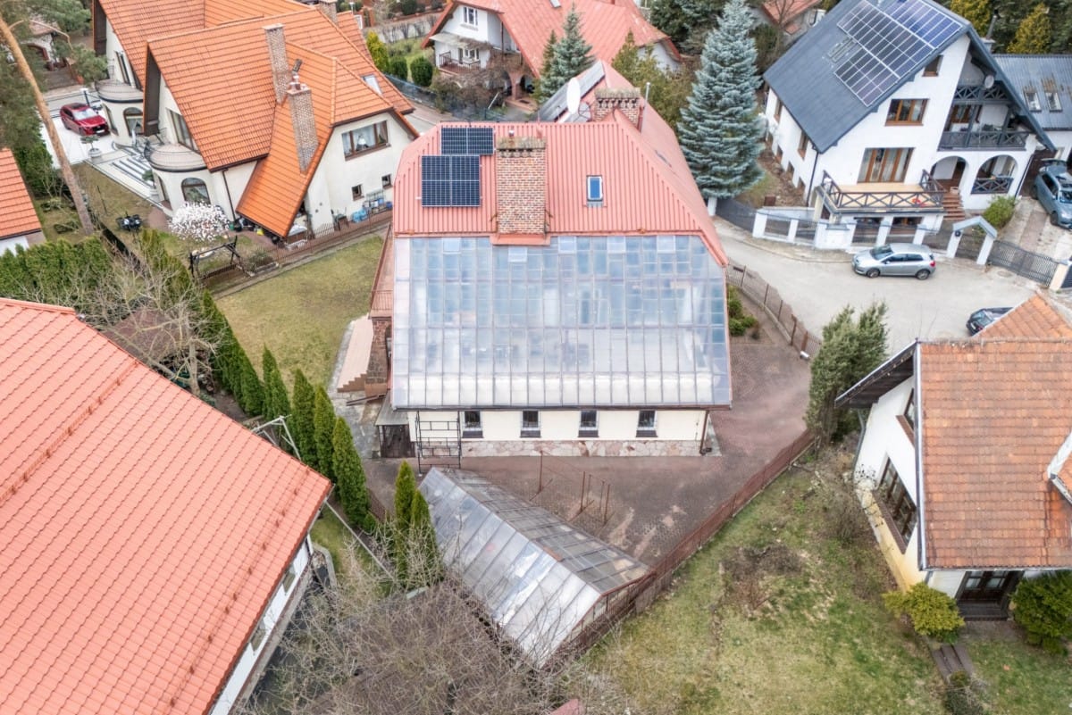 Dom 8 pokojowe na Sprzedaż