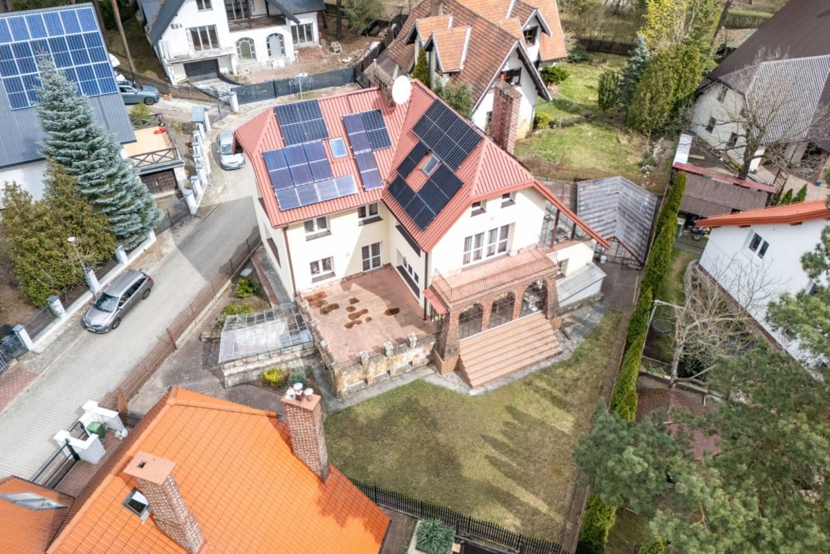 Dom 8 pokojowe na Sprzedaż