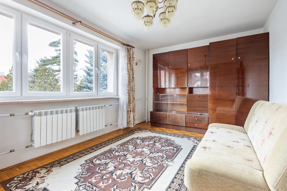 Dom 8 pokojowe na Sprzedaż