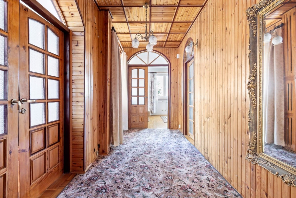 Dom 8 pokojowe na Sprzedaż