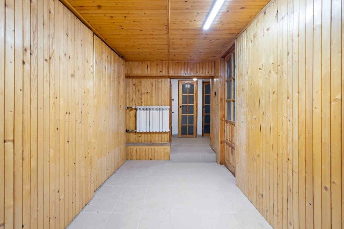 Dom 8 pokojowe na Sprzedaż