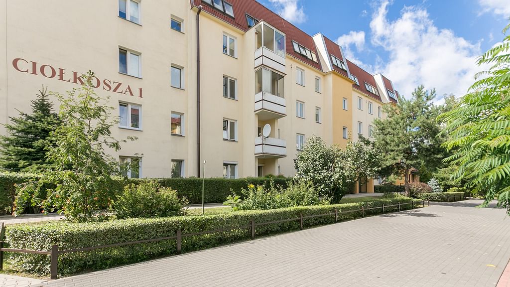 Mieszkanie 3 pokojowe na Sprzedaż