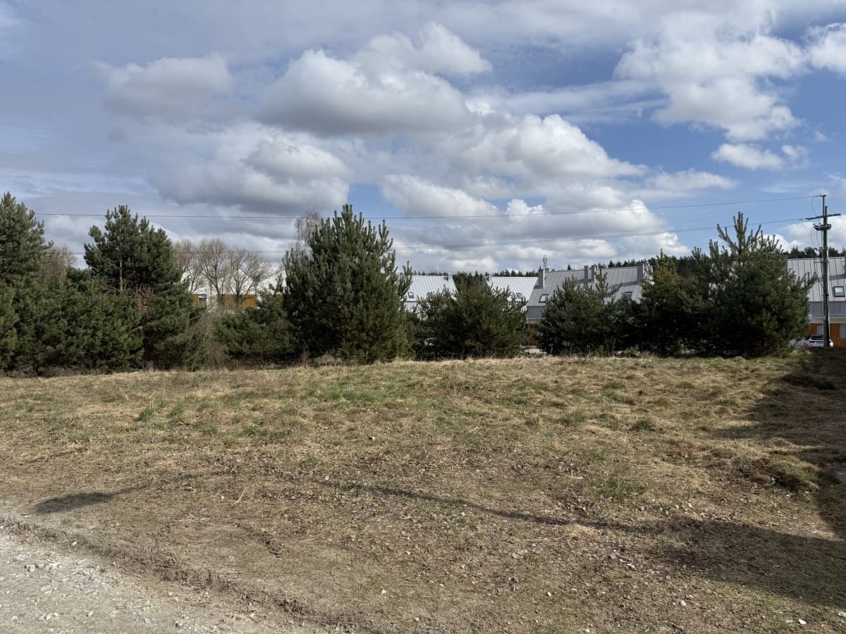 Działka  pokojowe na Sprzedaż