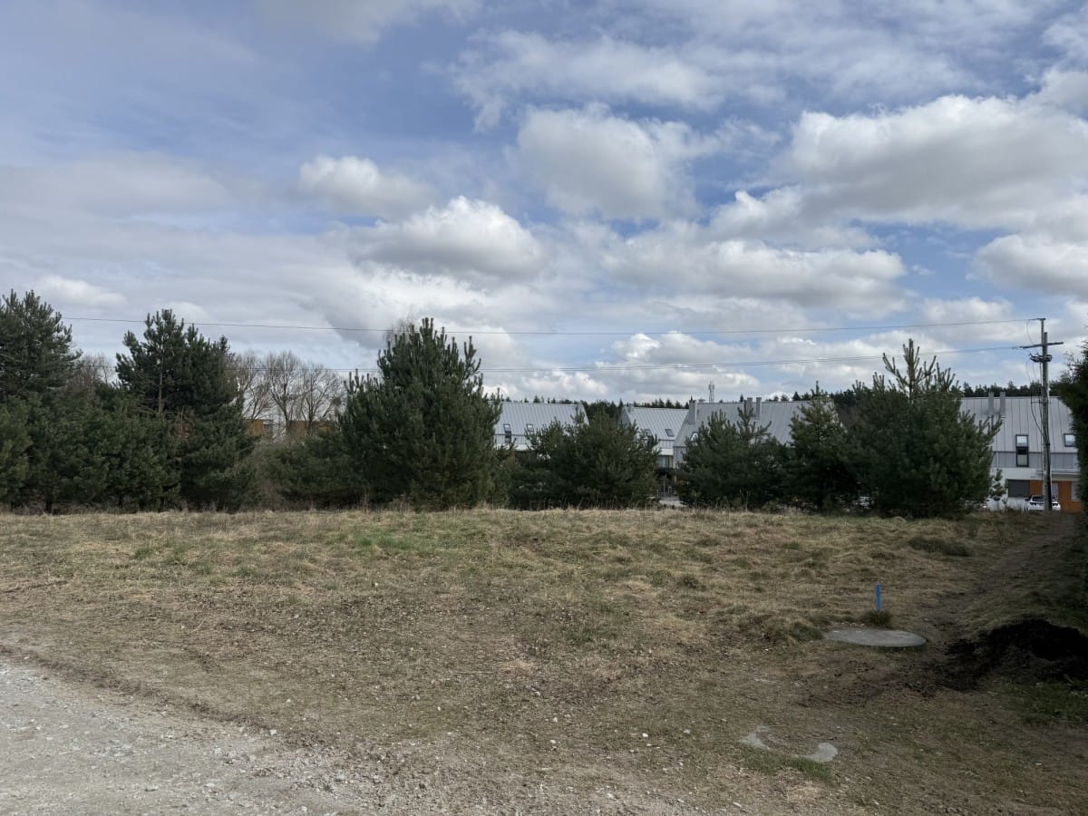 Działka  pokojowe na Sprzedaż