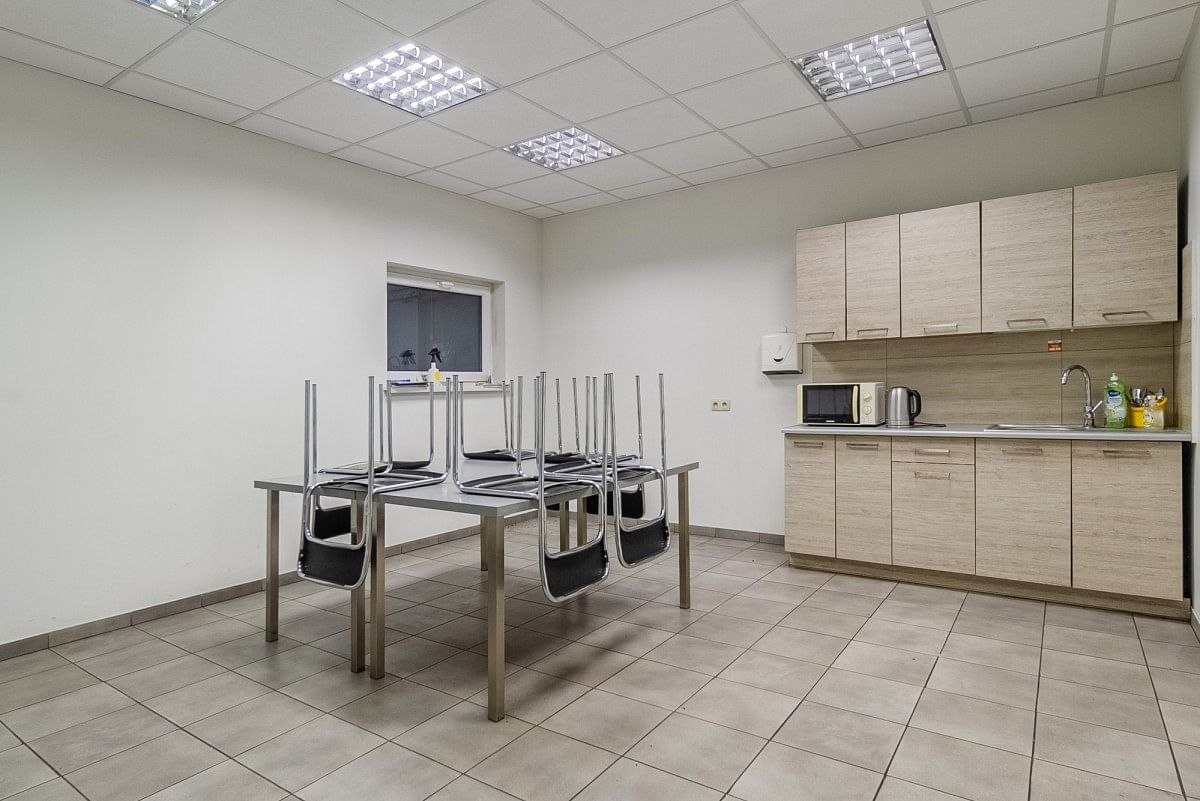 Lokal użytkowy  pokojowe na Sprzedaż