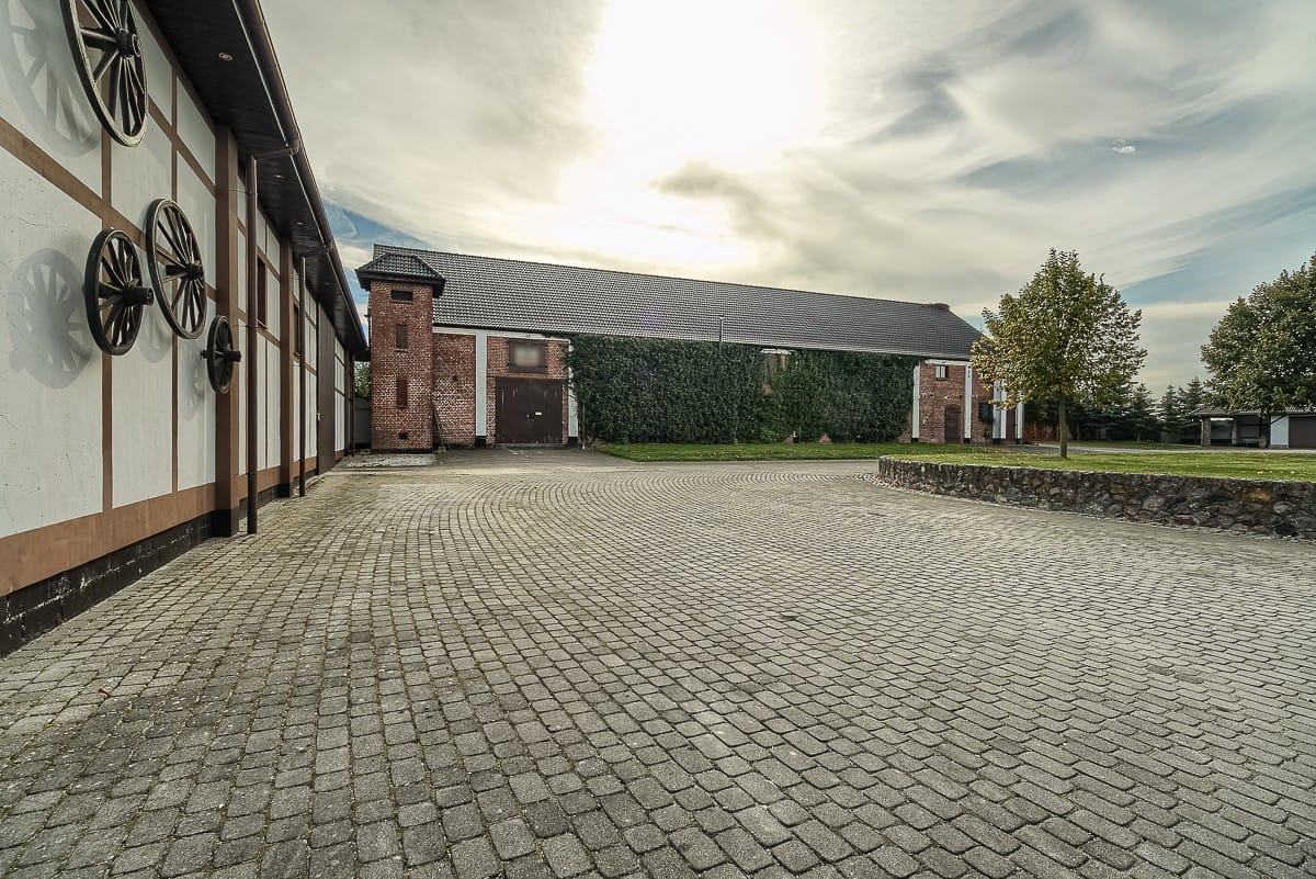 Dom 4 pokojowe na Sprzedaż