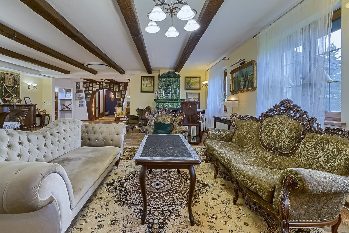 Dom 4 pokojowe na Sprzedaż