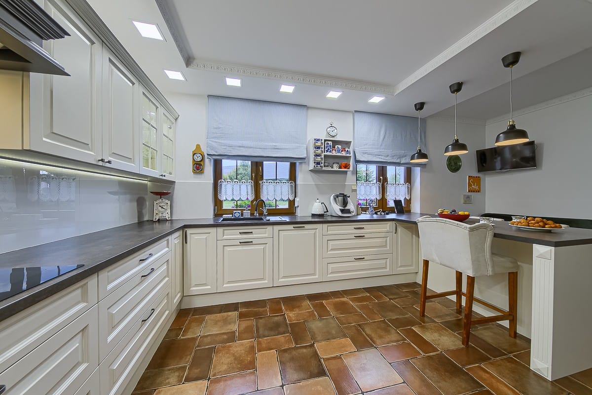 Dom 4 pokojowe na Sprzedaż