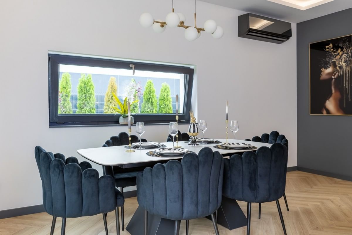 Dom 4 pokojowe na Sprzedaż