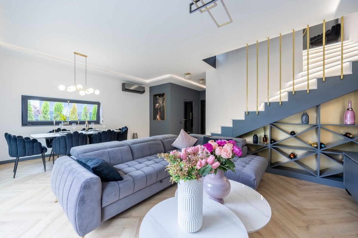 Dom 4 pokojowe na Sprzedaż