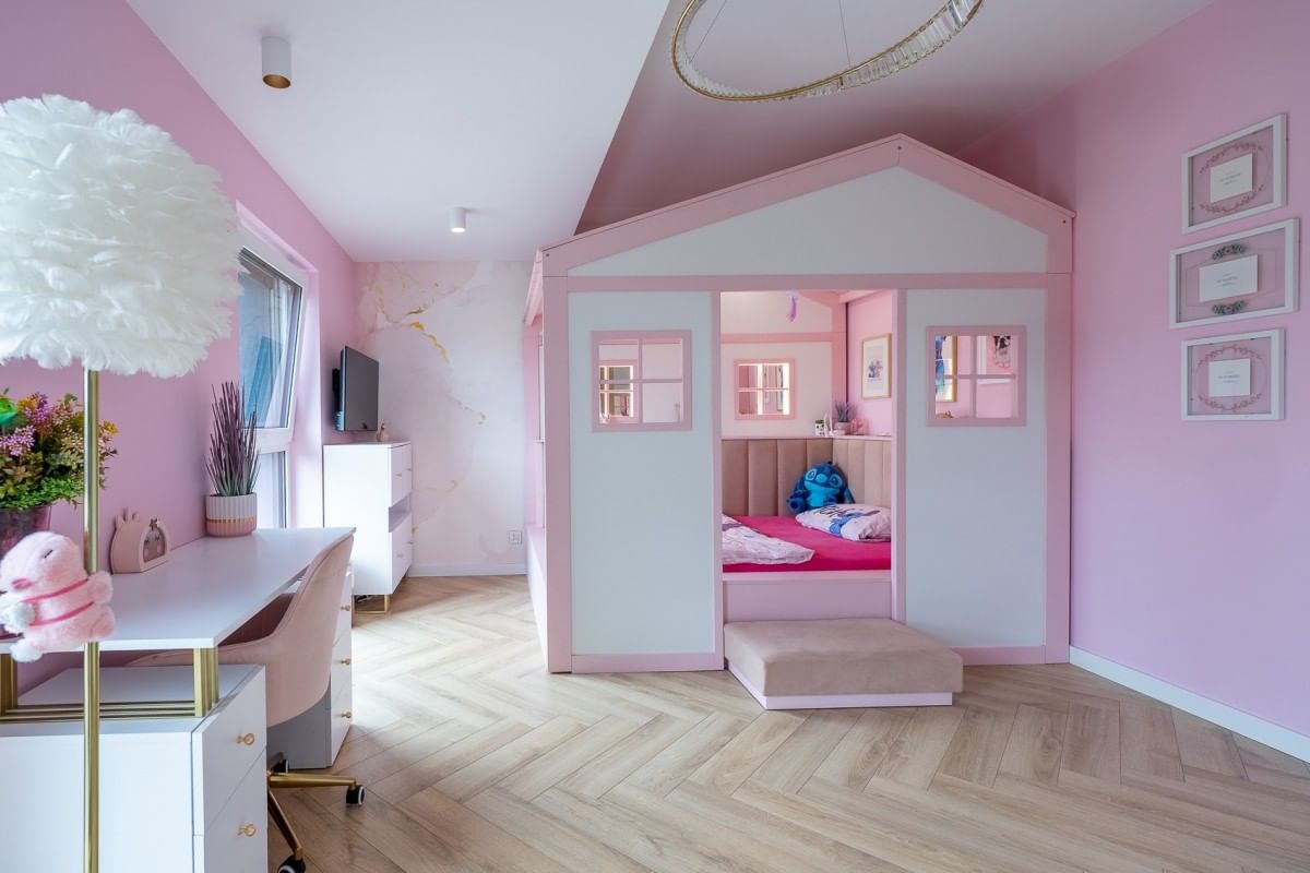 Dom 4 pokojowe na Sprzedaż