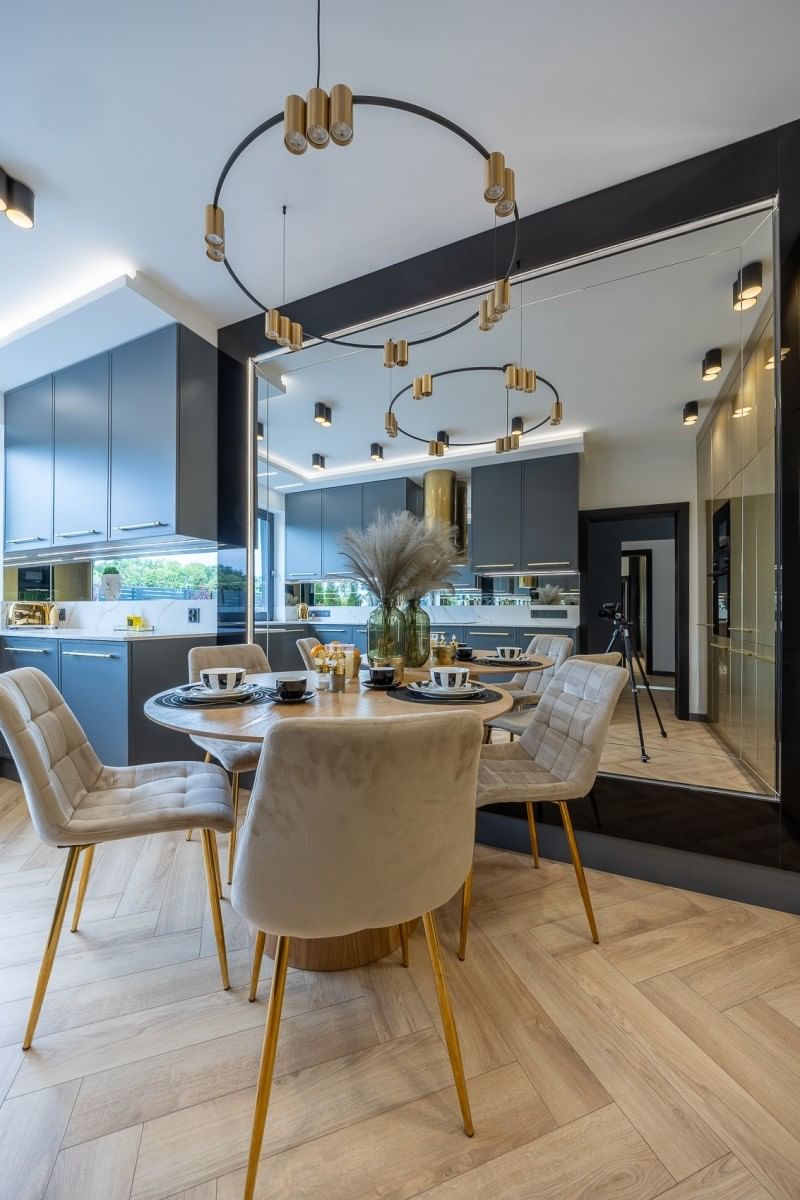 Dom 4 pokojowe na Sprzedaż