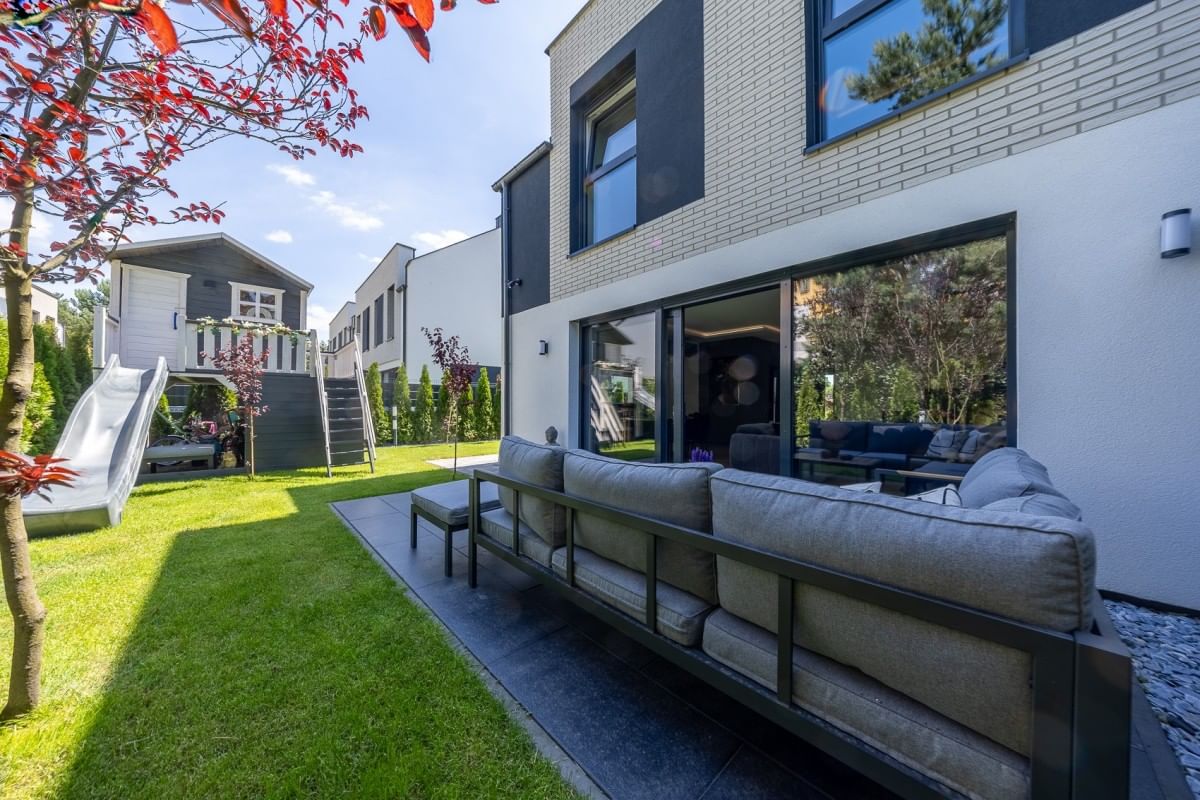 Dom 4 pokojowe na Sprzedaż