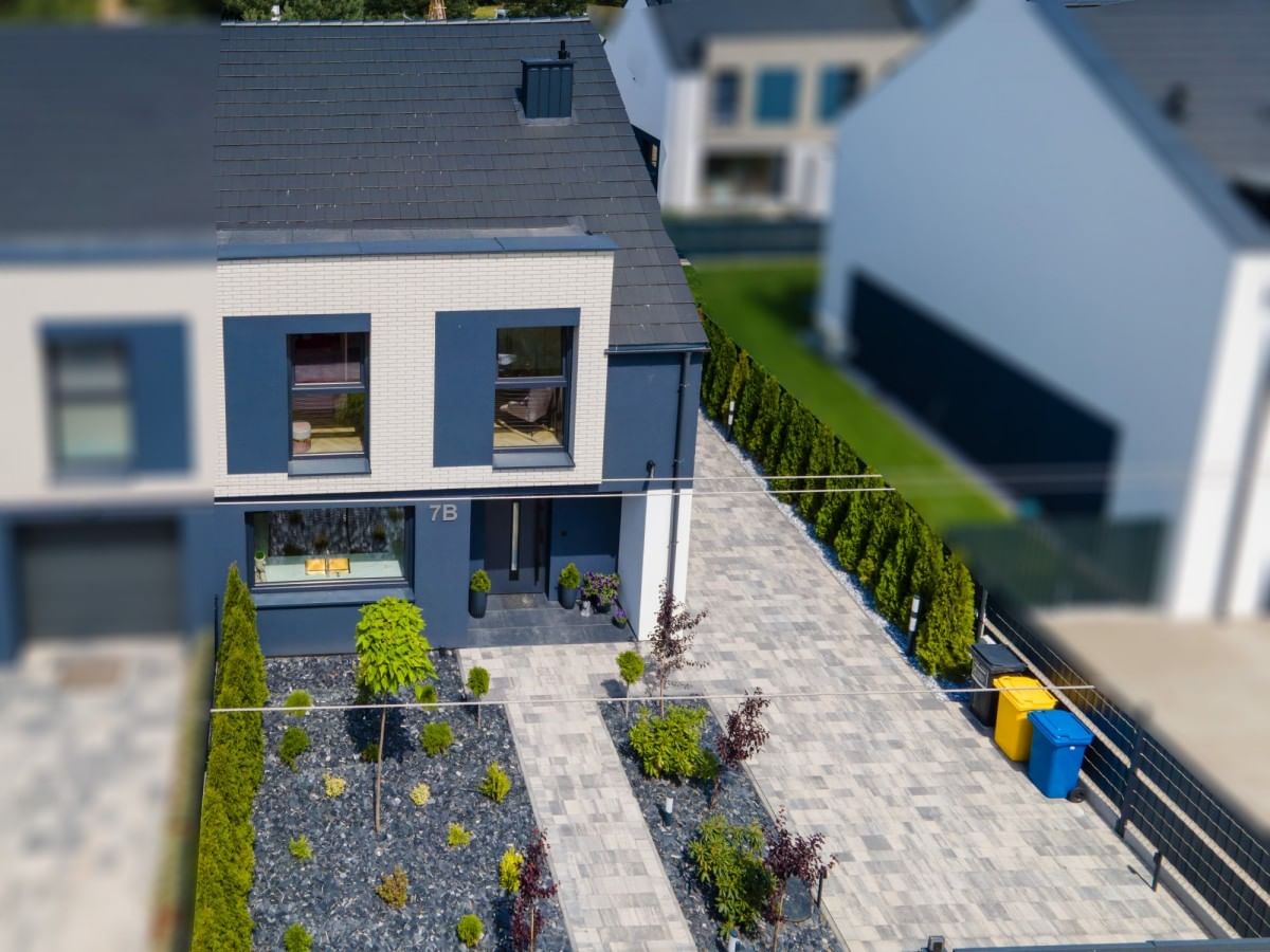 Dom 4 pokojowe na Sprzedaż