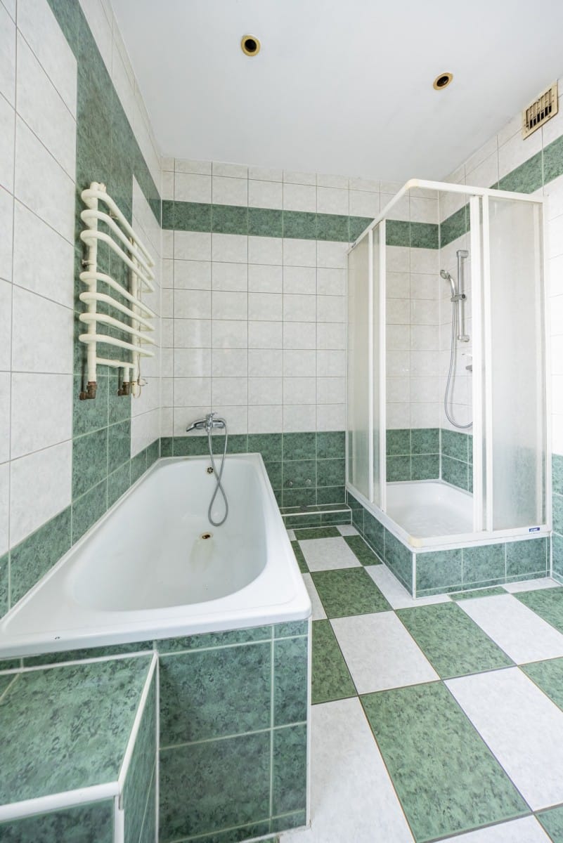 Lokal użytkowy  pokojowe na Sprzedaż