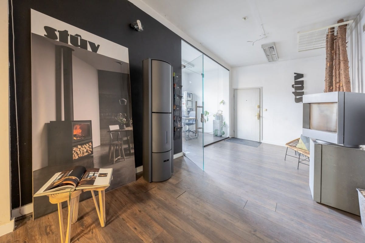 Lokal użytkowy  pokojowe na Sprzedaż