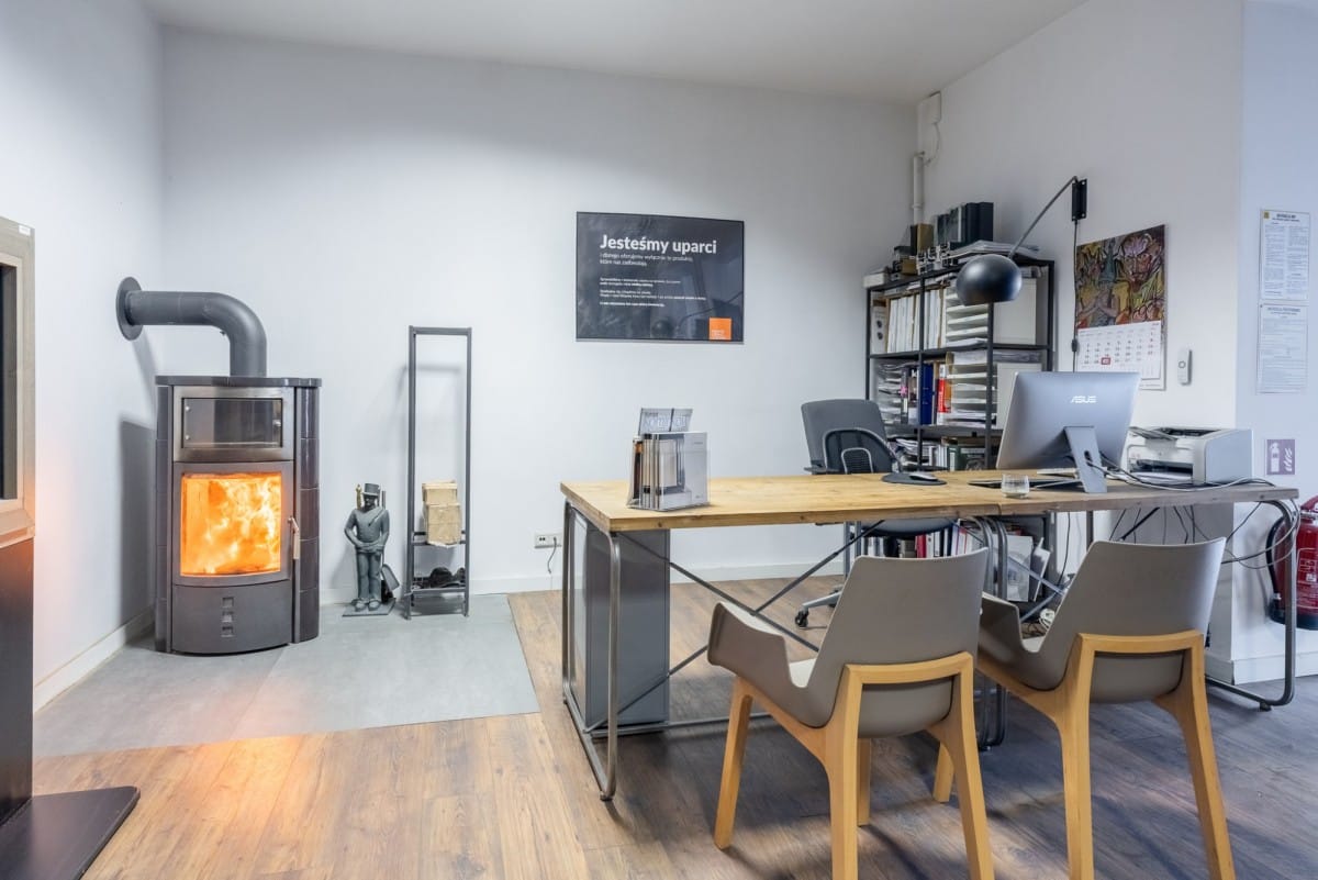 Lokal użytkowy  pokojowe na Sprzedaż