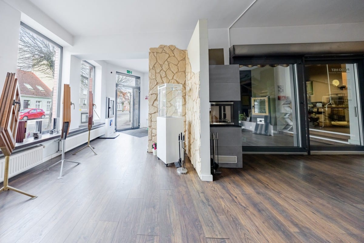 Lokal użytkowy  pokojowe na Sprzedaż