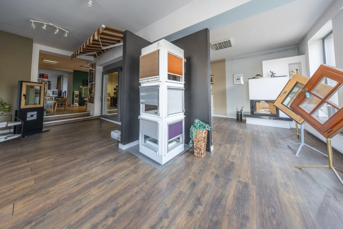 Lokal użytkowy  pokojowe na Sprzedaż