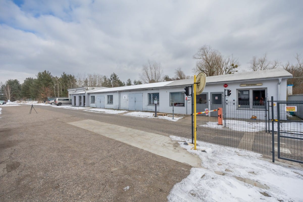 Lokal użytkowy  pokojowe na Sprzedaż