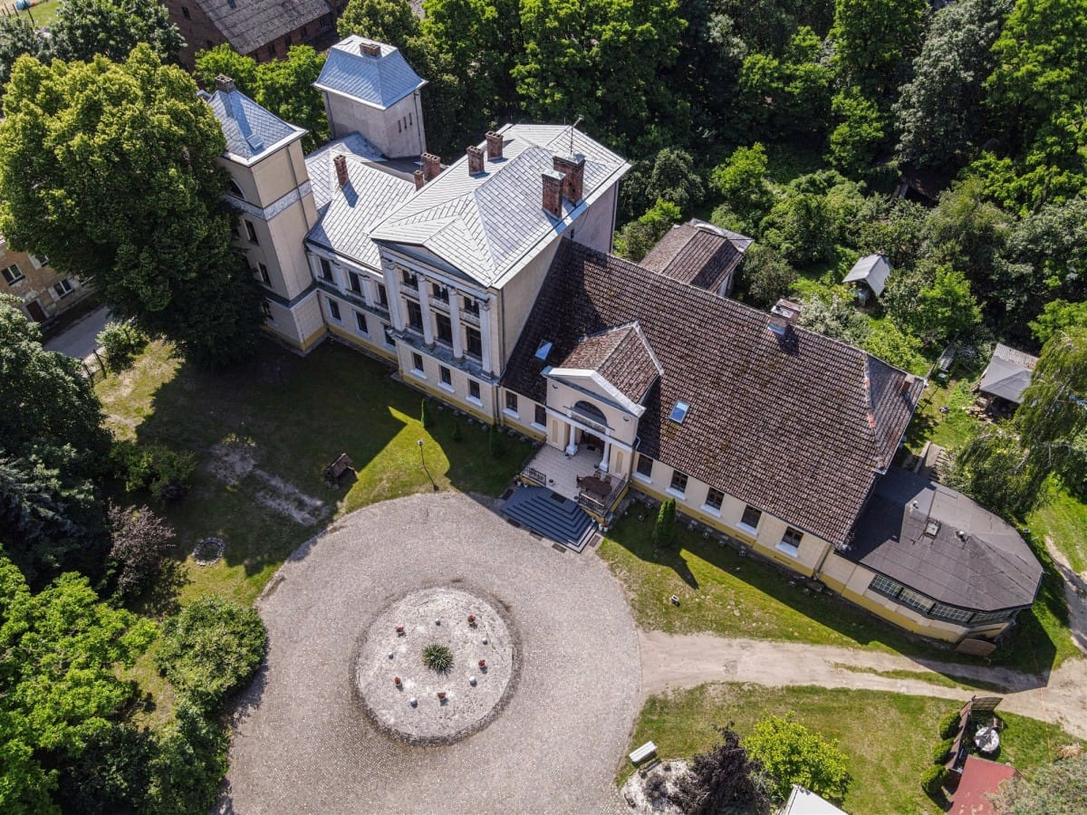 Lokal użytkowy  pokojowe na Sprzedaż