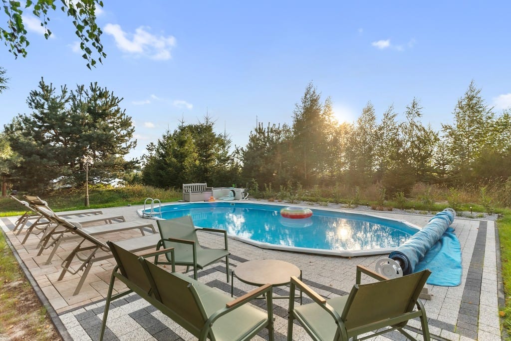 Lokal użytkowy  pokojowe na Sprzedaż