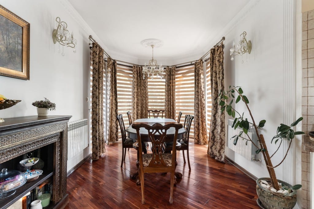 Lokal użytkowy  pokojowe na Sprzedaż