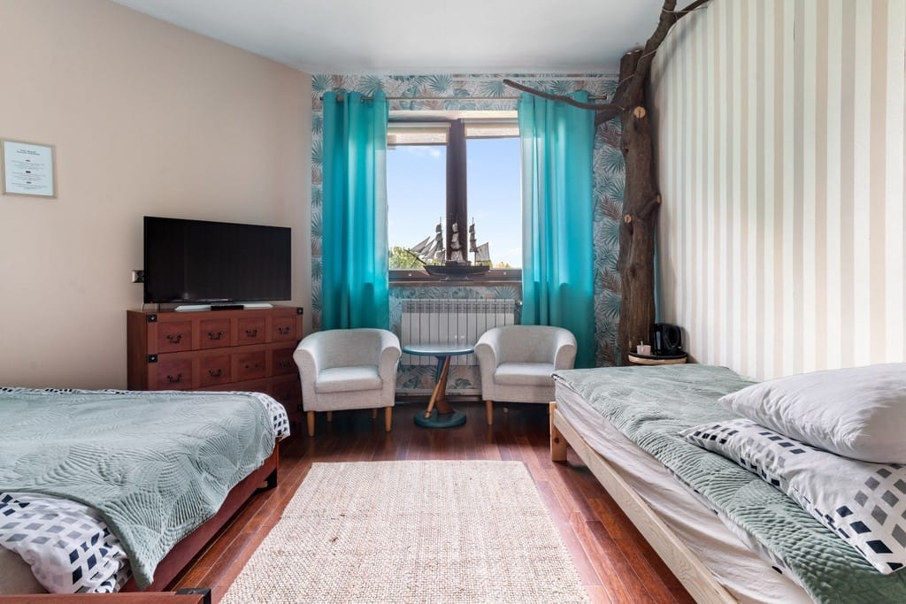 Lokal użytkowy  pokojowe na Sprzedaż