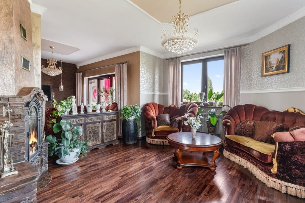 Lokal użytkowy  pokojowe na Sprzedaż