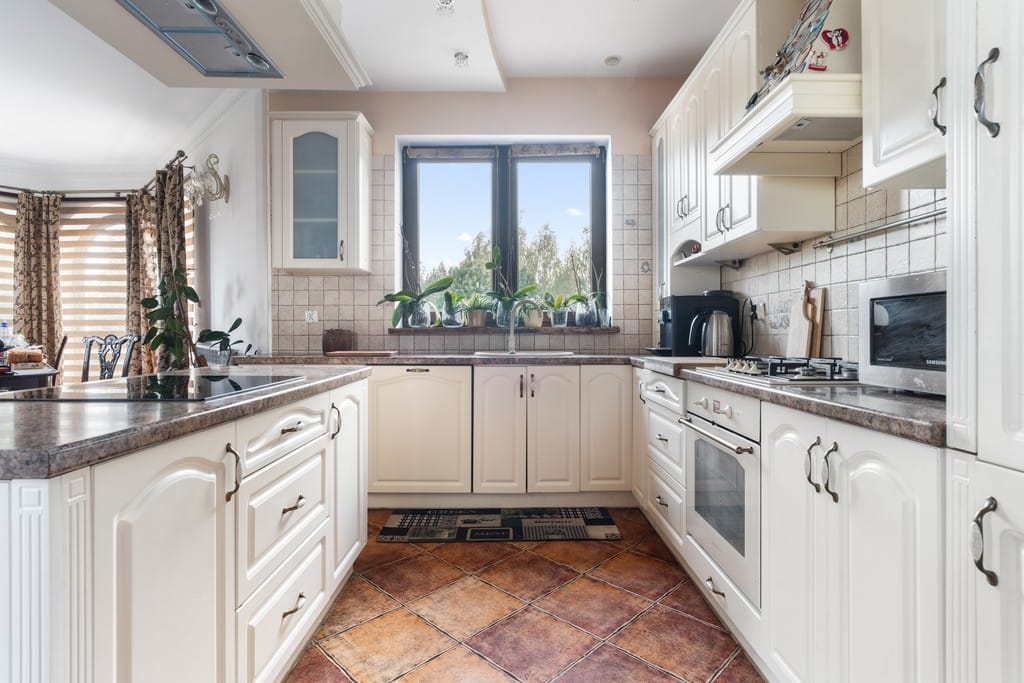 Lokal użytkowy  pokojowe na Sprzedaż