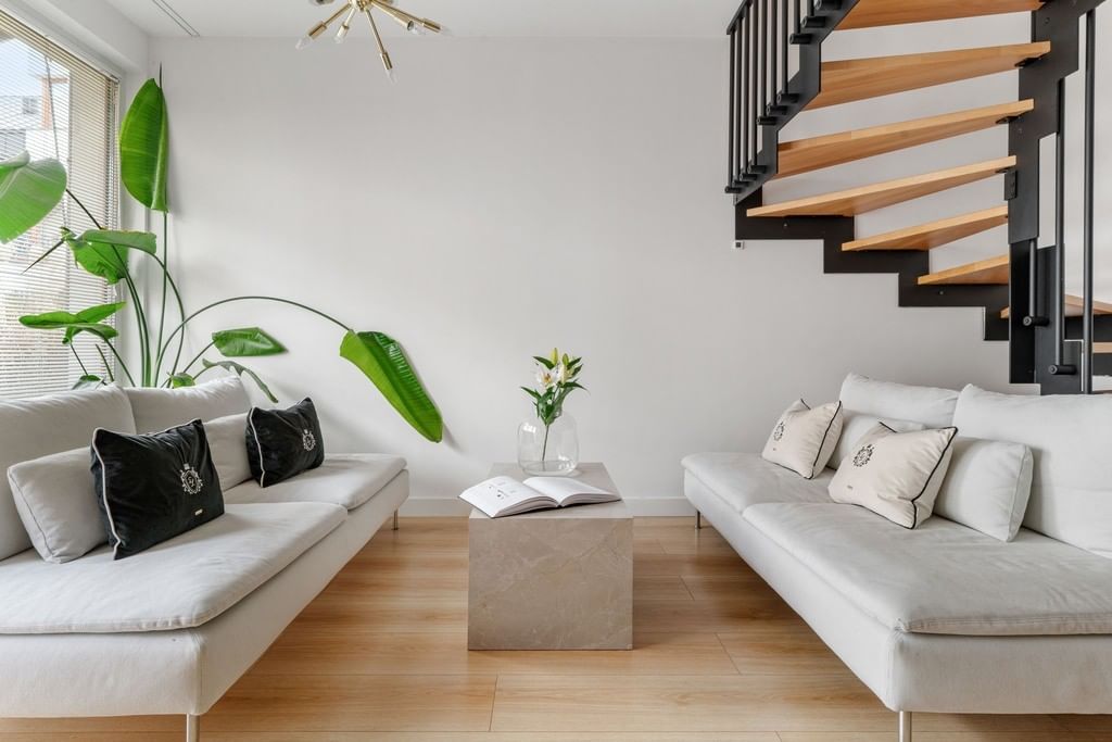 Dom 5 pokojowe na Sprzedaż