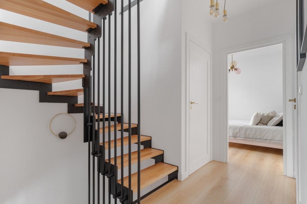 Dom 5 pokojowe na Sprzedaż