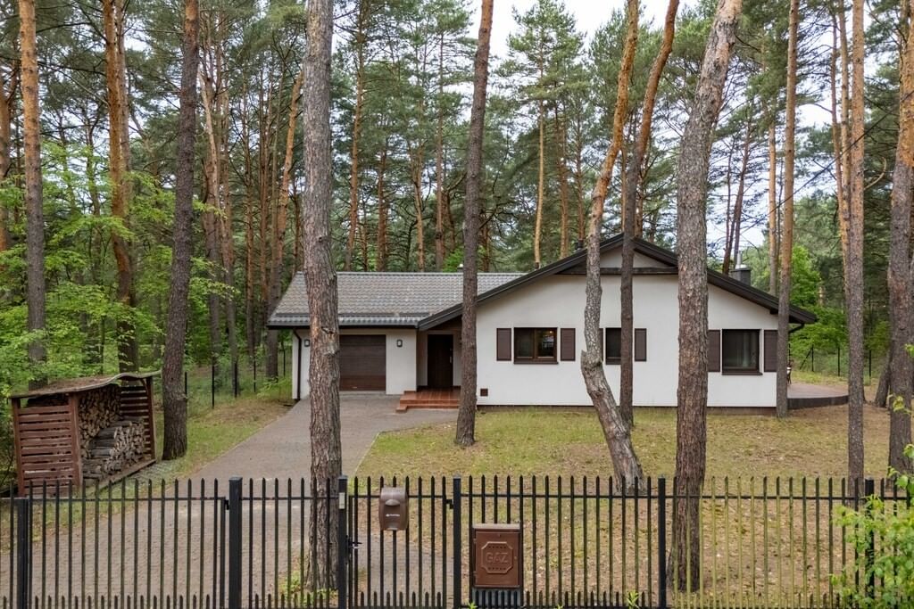 Dom 4 pokojowe na Sprzedaż