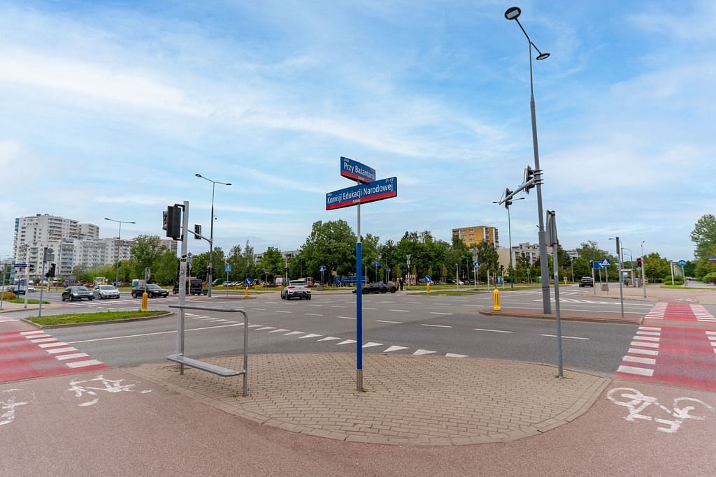 Lokal użytkowy  pokojowe na Sprzedaż
