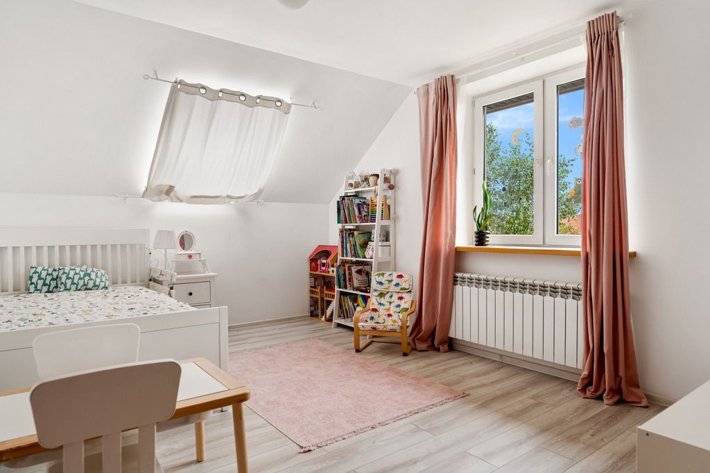 Dom 6 pokojowe na Sprzedaż