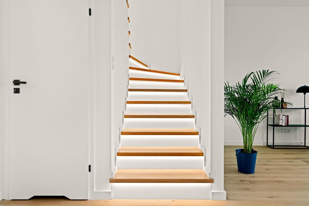 Dom 5 pokojowe na Sprzedaż