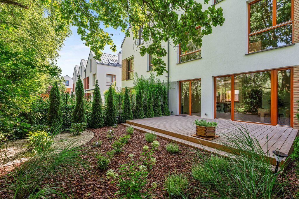 Dom 5 pokojowe na Sprzedaż