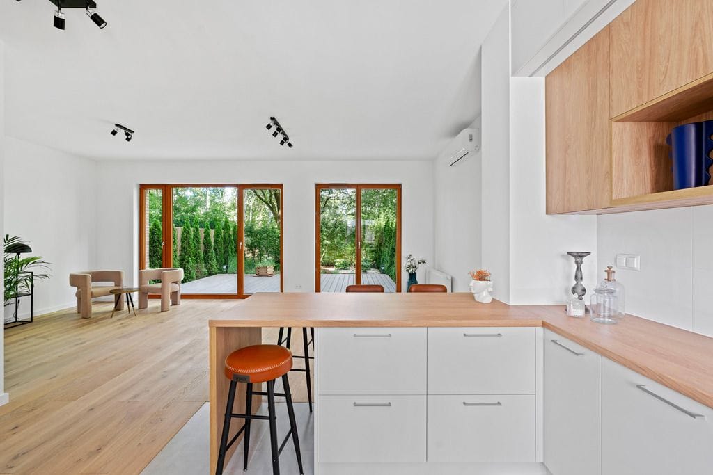 Dom 5 pokojowe na Sprzedaż