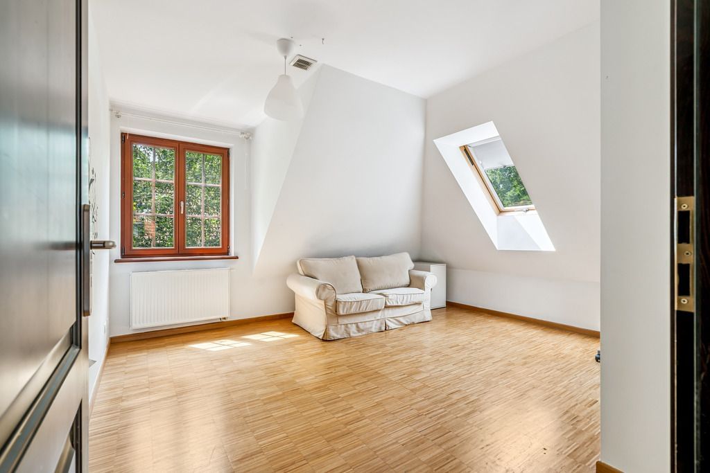 Dom 6 pokojowe na Sprzedaż