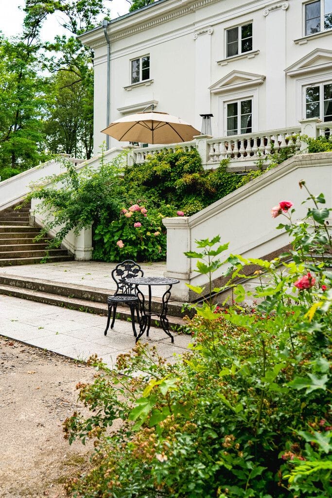 Dom 17 pokojowe na Sprzedaż