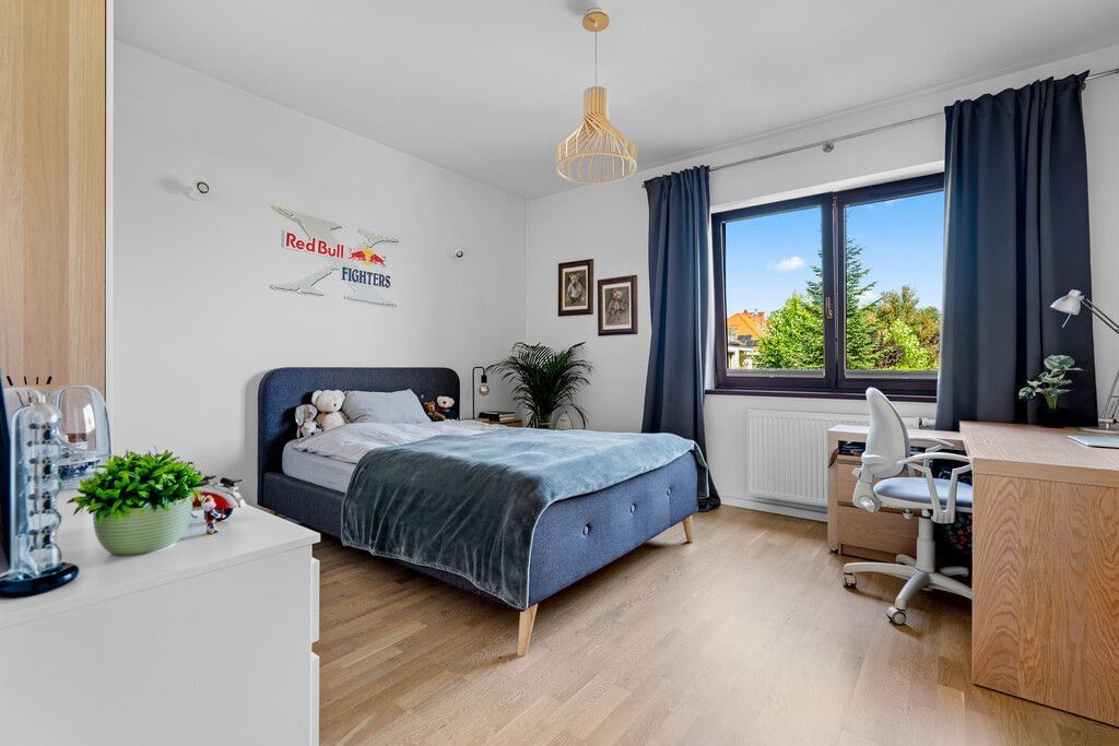 Dom 8 pokojowe na Sprzedaż