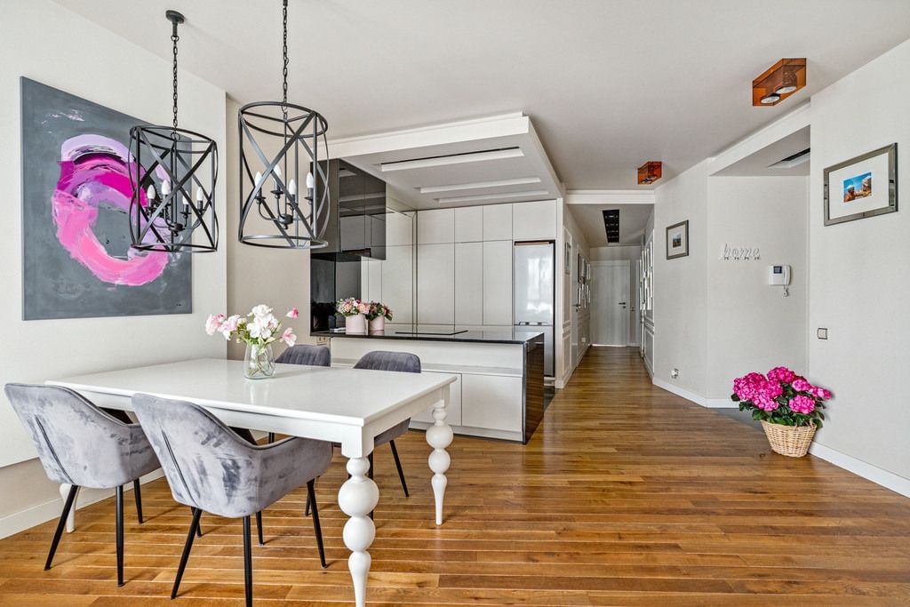 Mieszkanie 3 pokojowe na Sprzedaż