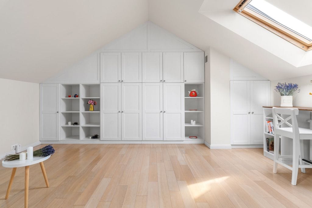 Dom 6 pokojowe na Sprzedaż