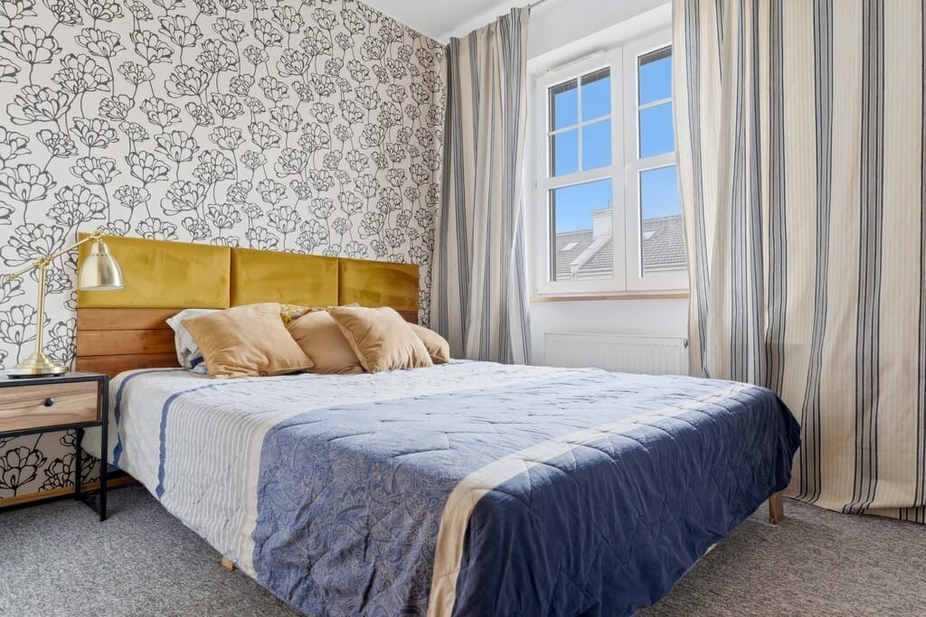 Dom 7 pokojowe na Sprzedaż