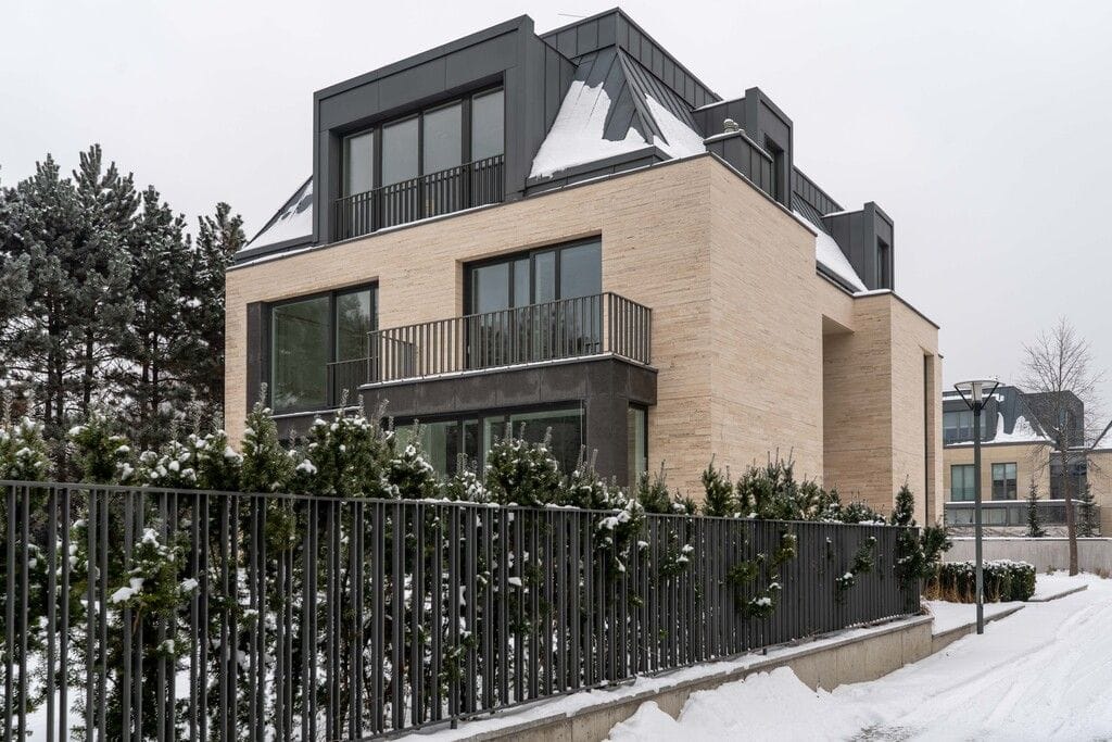 Dom 7 pokojowe na Sprzedaż