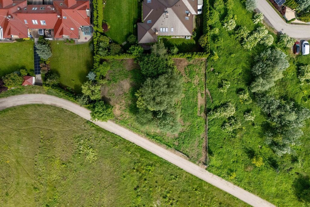 Działka  pokojowe na Sprzedaż